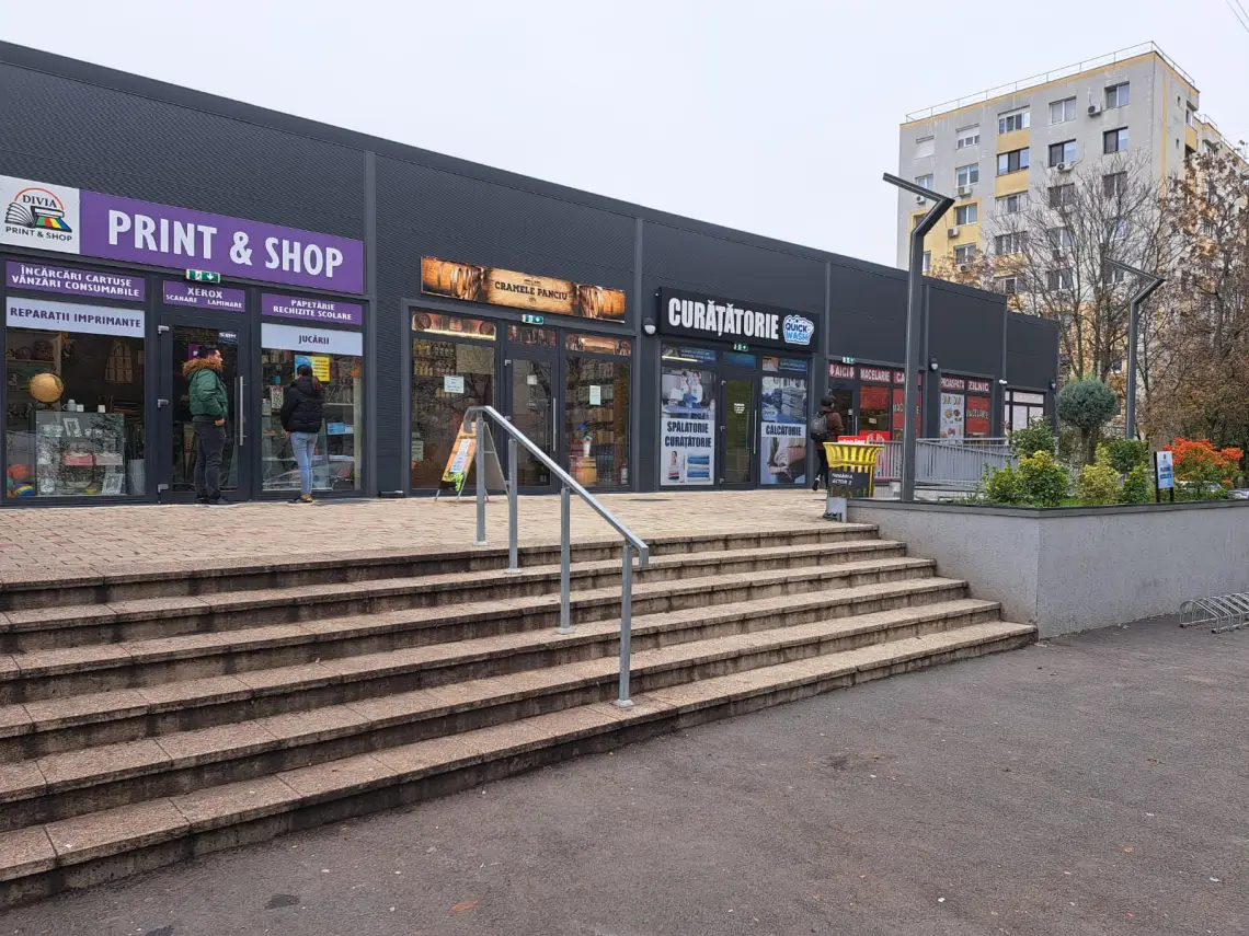 Punctul de lucru QuickWash din Piața Delfinului, Aleea Dobrina 1-3, sector 2 București